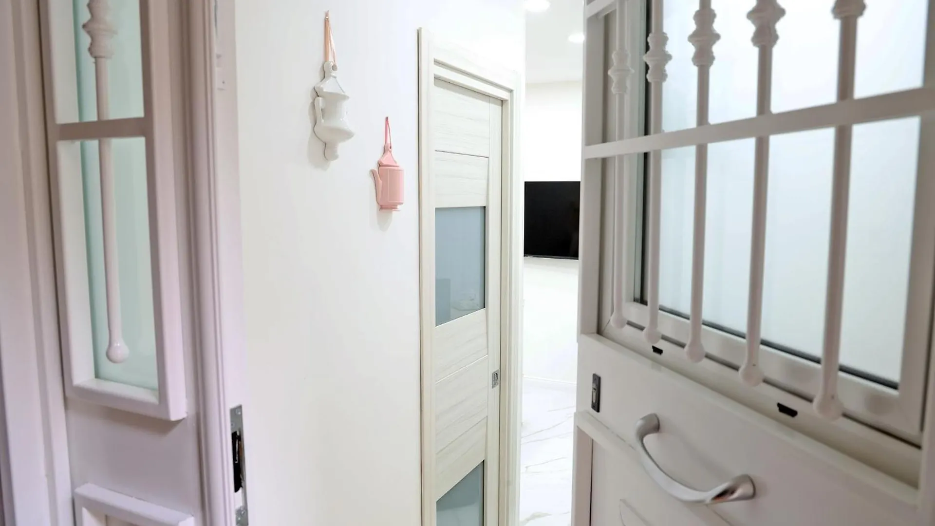 דירות נאפולי L'Aurora House 0*,