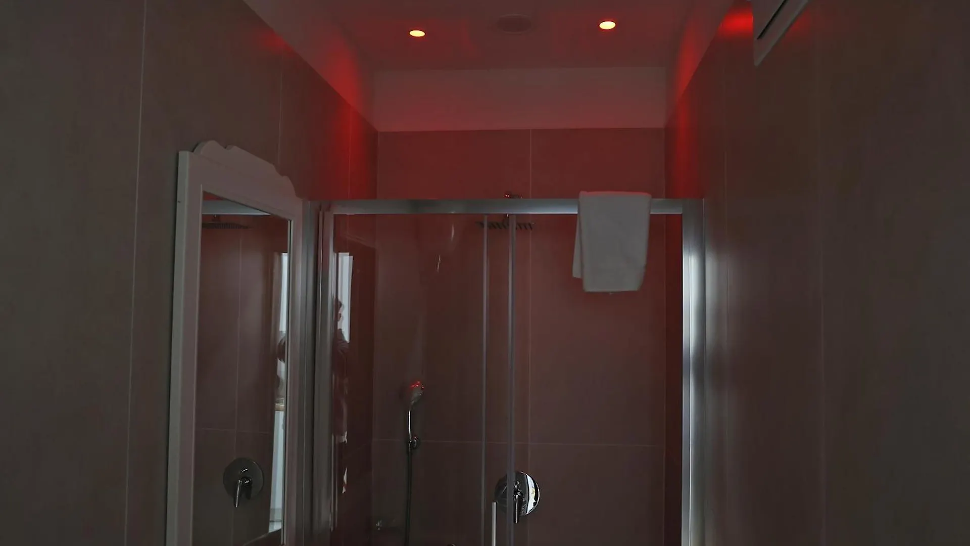 דירות נאפולי L'Aurora House איטליה